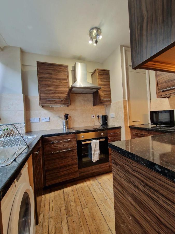 3 Bedrooms Flat Near Russell Square Londýn Exteriér fotografie